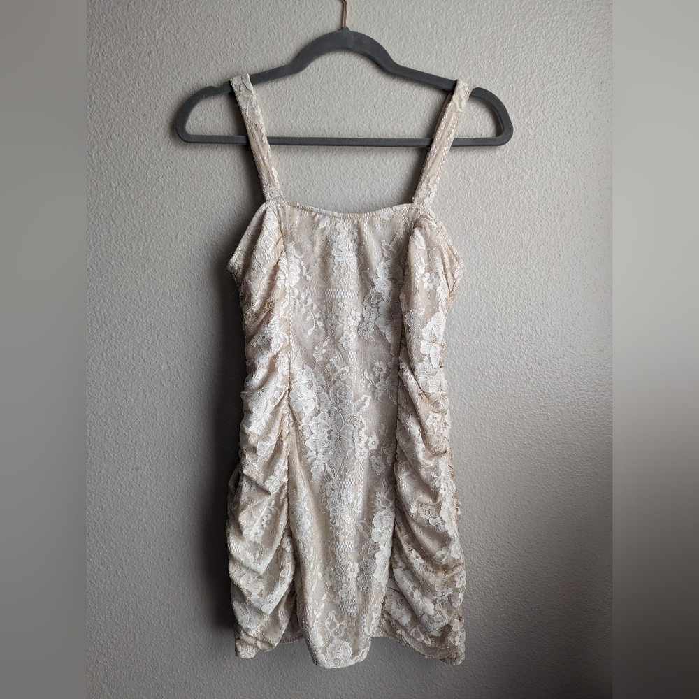 Majorelle Revolve Winston dress in chai lace floral party evening beige small
